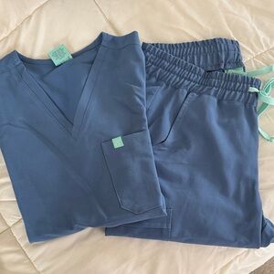 Garde Malade Bleu Ardoise S Scrub Set